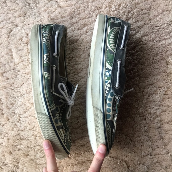 Patterned sperry’s - Picture 6 of 8